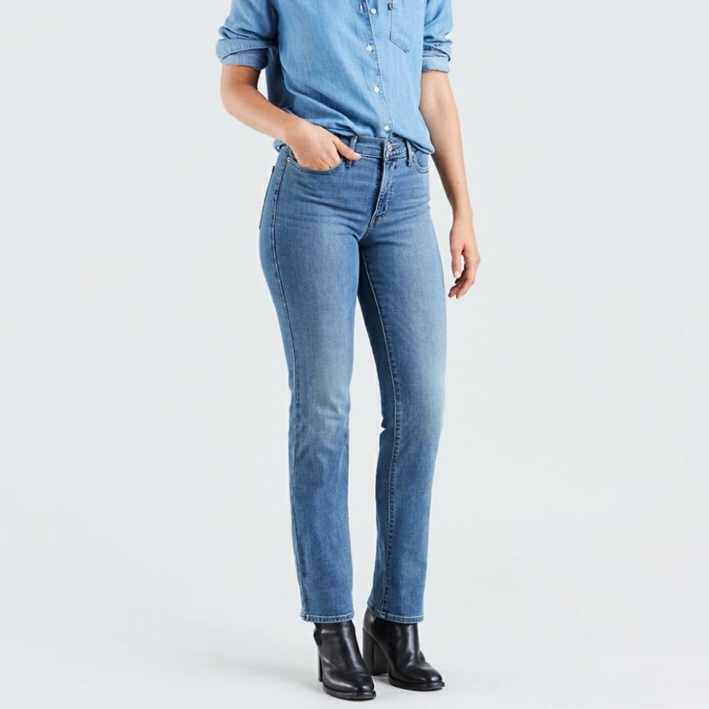 Levi's 314 Shaping Straight Jeans